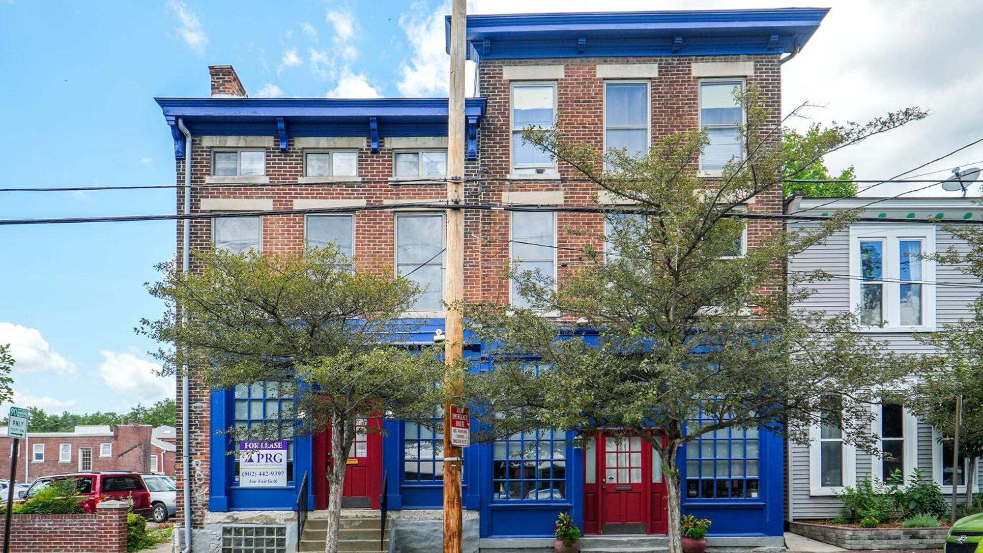 Downtown Loft Sleeps 6 - Pool Table Shuffleboard Holiday home Louisville